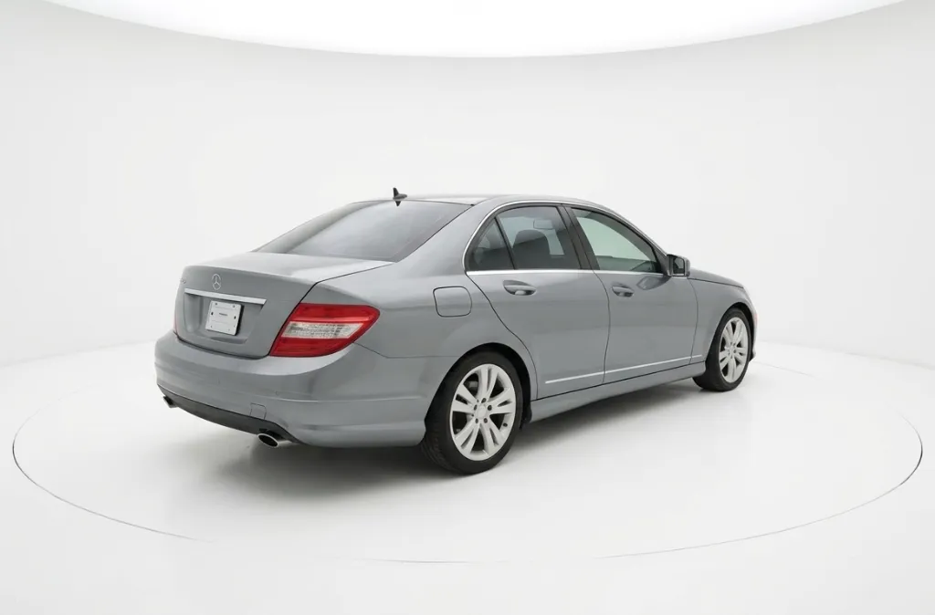 Mercedes C300 2010 - Photo 4