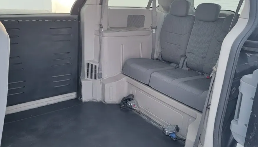 Dodge Grand Caravan SXT 2010 ADAPTÉ - Photo 4